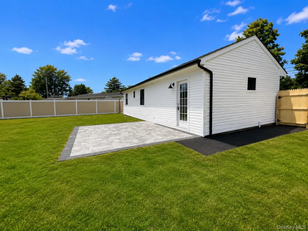 24 E Cherry Street Central Islip, NY 11722