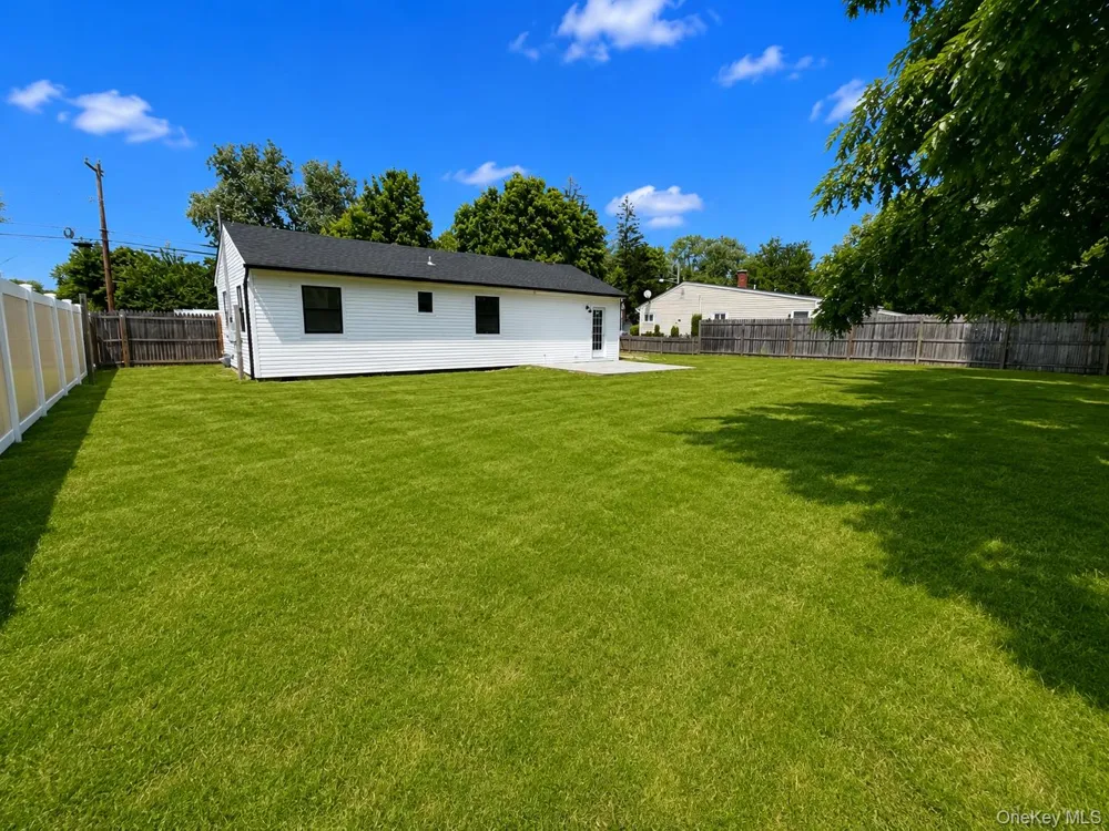 24 E Cherry Street Central Islip, NY 11722