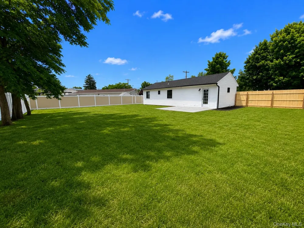 24 E Cherry Street Central Islip, NY 11722