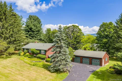 128 Hall Road