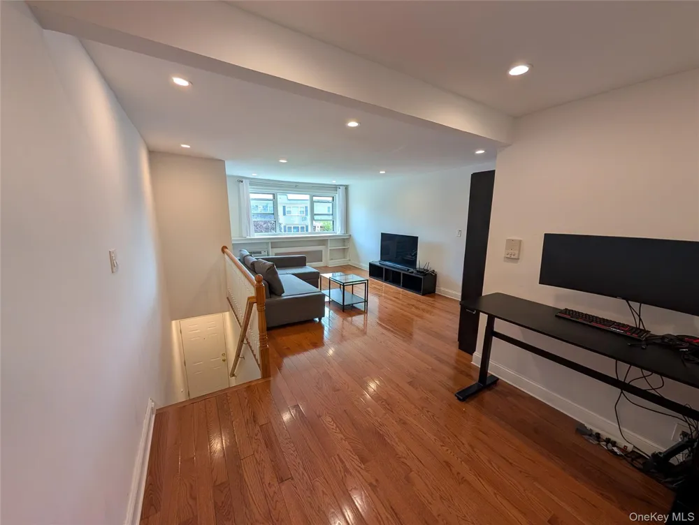 15048 Jewel Avenue #70B Flushing, NY 11367