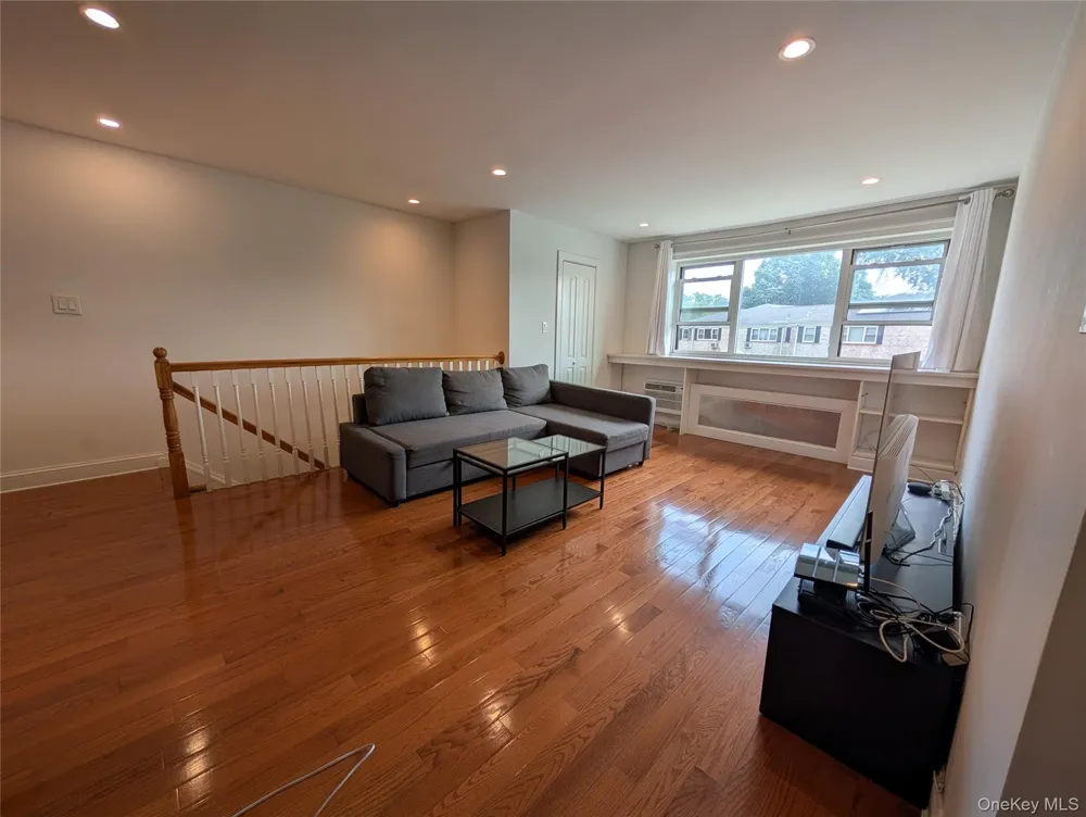 15048 Jewel Avenue #70B Flushing, NY 11367