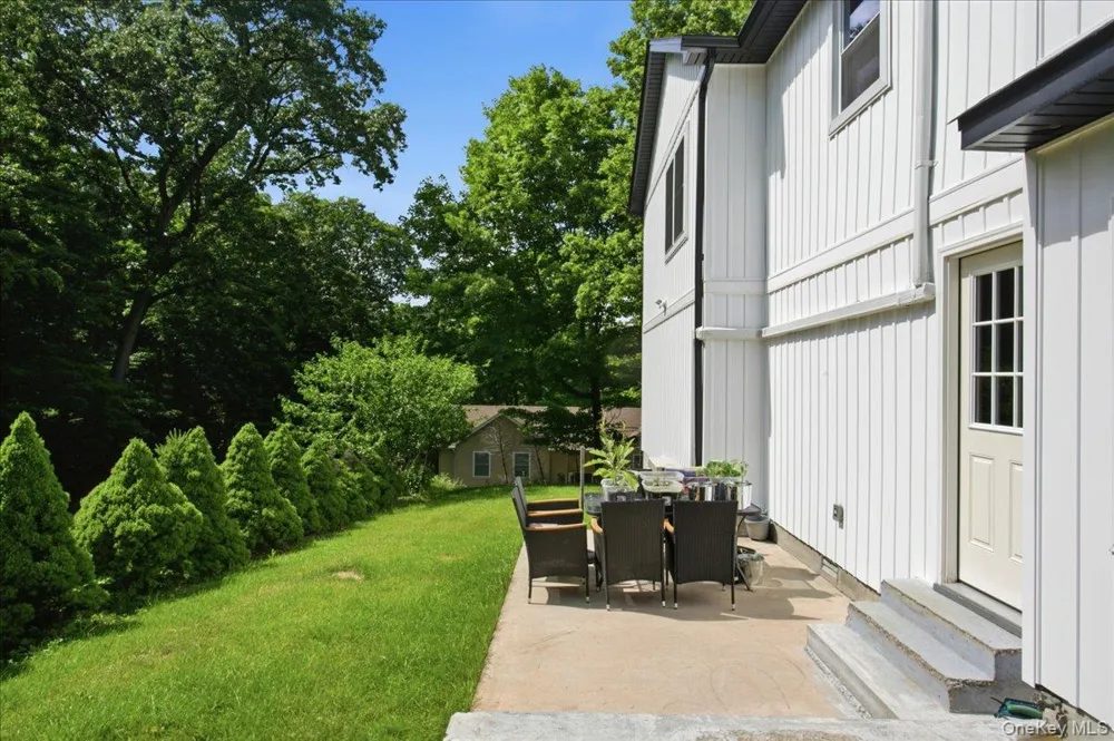 436 Storms Road Valley Cottage, NY 10989