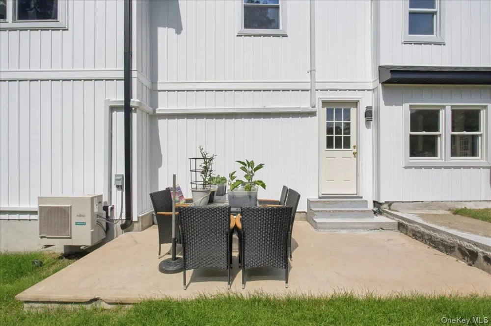 436 Storms Road Valley Cottage, NY 10989