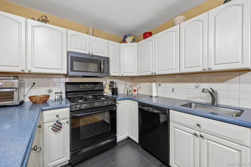 3 W Lawrence Park Drive #3 Piermont, NY 10968