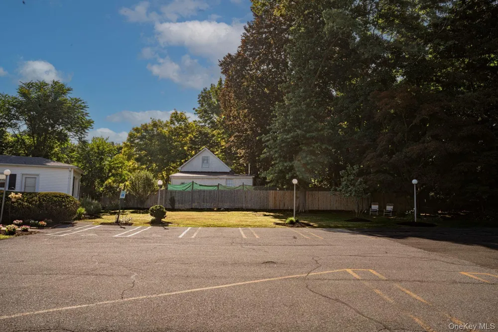 81 Route 59 Suffern, NY 10901