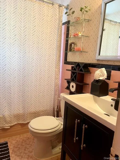 8663 Musket Street Queens Village, NY 11427
