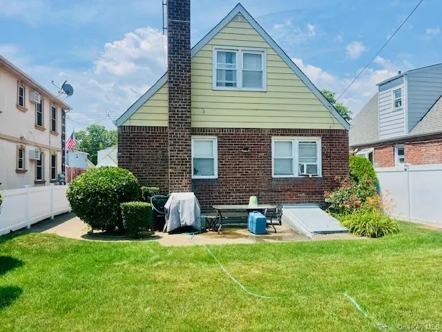8663 Musket Street Queens Village, NY 11427