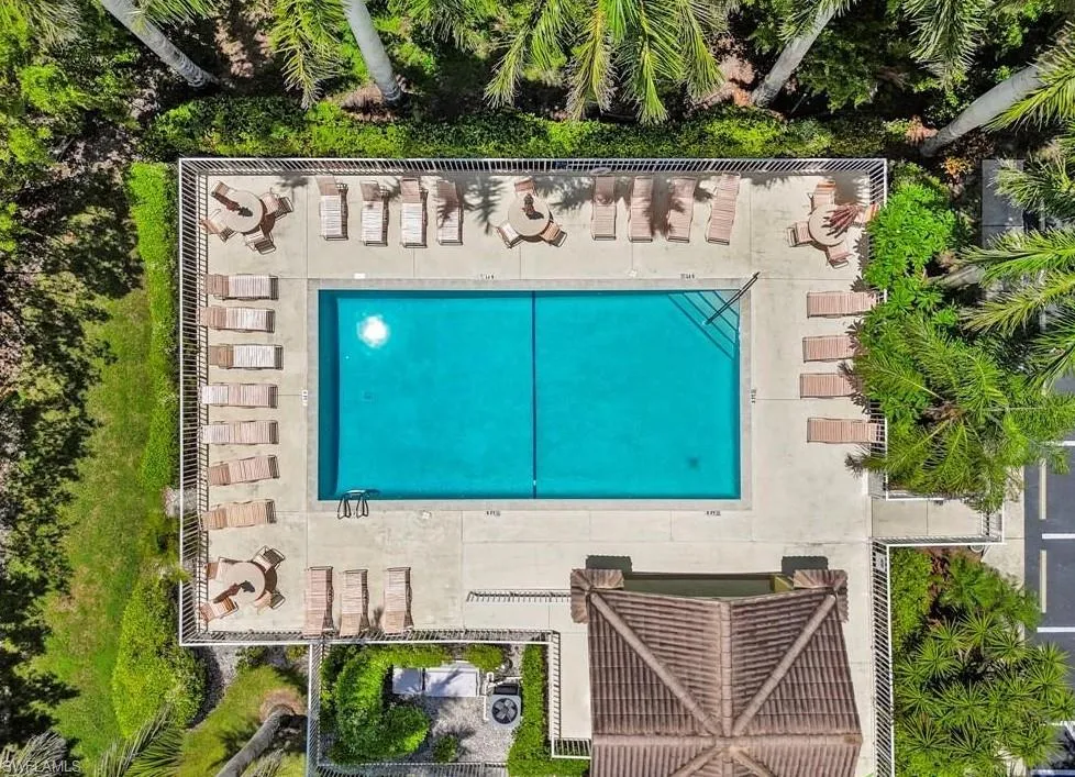 1042 Mainsail Drive #823 Naples, FL 34114