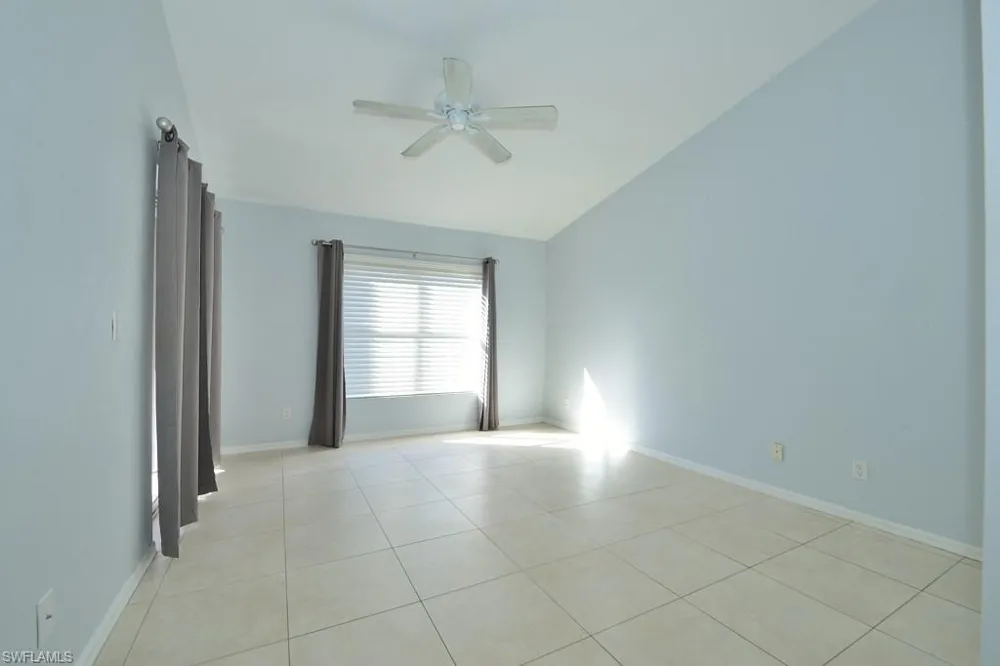 1042 Mainsail Drive #823 Naples, FL 34114