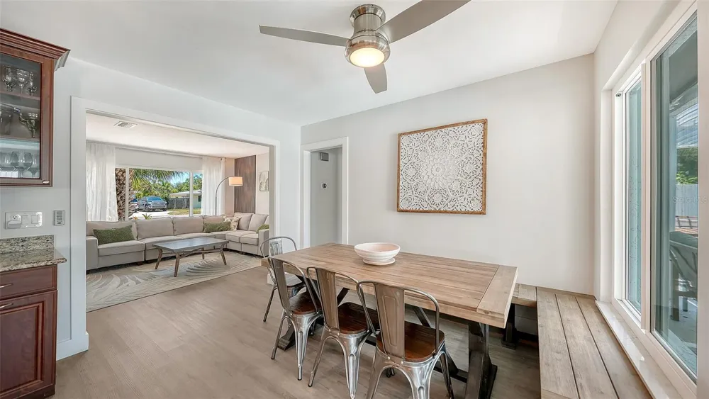 1302 MANGO AVENUE Venice, FL 34285