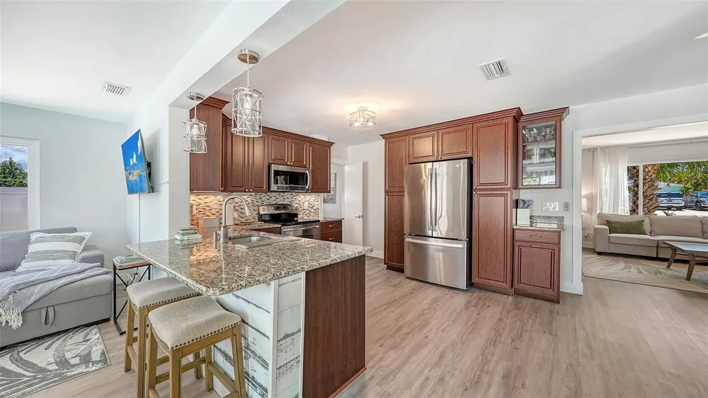 1302 MANGO AVENUE Venice, FL 34285
