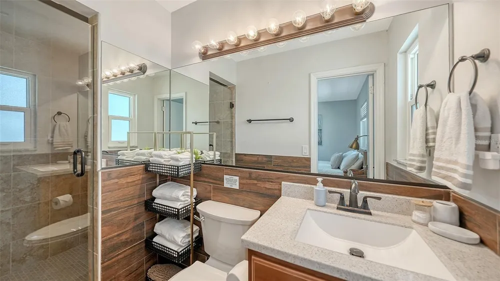 1302 MANGO AVENUE Venice, FL 34285