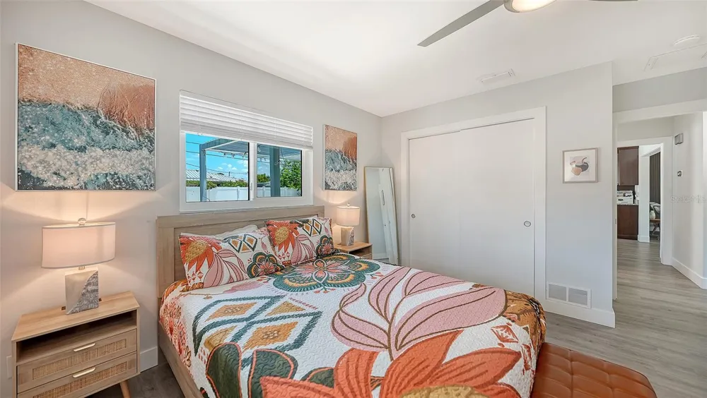 1302 MANGO AVENUE Venice, FL 34285