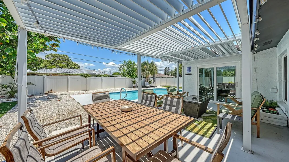 1302 MANGO AVENUE Venice, FL 34285
