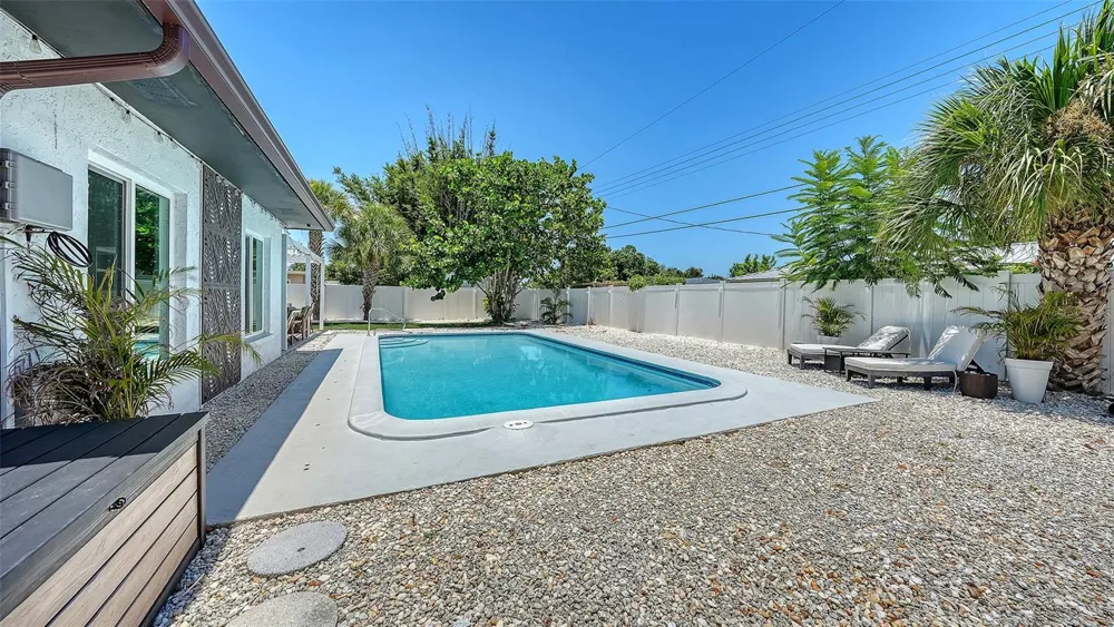 1302 MANGO AVENUE Venice, FL 34285