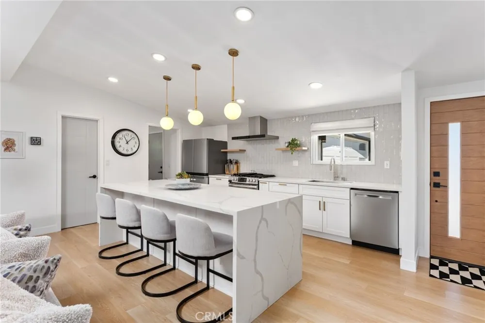 2135 Parsons Street Costa Mesa, CA 92627