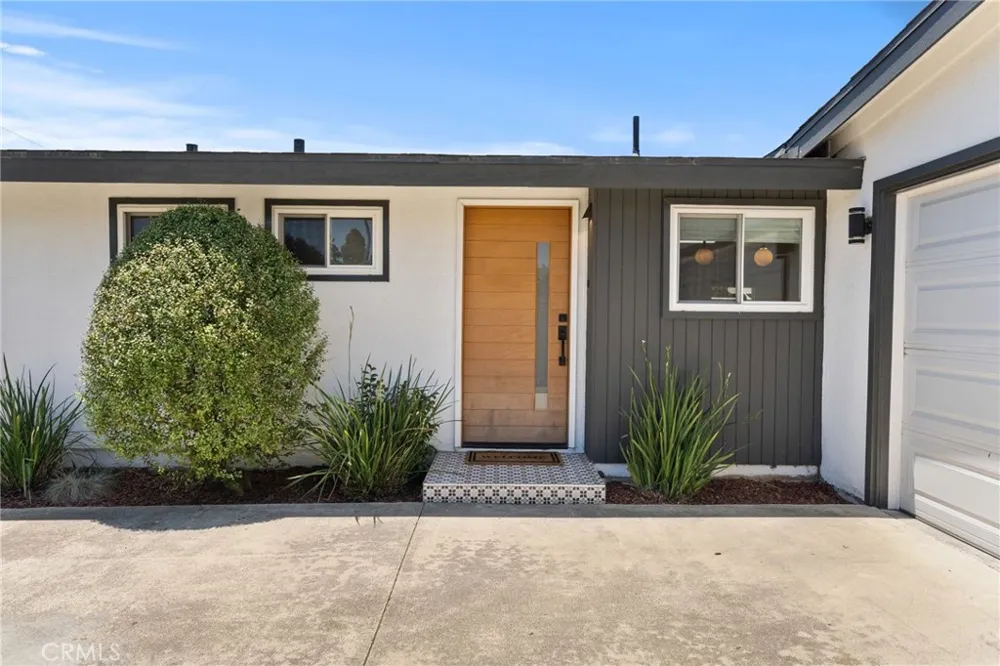 2135 Parsons Street Costa Mesa, CA 92627