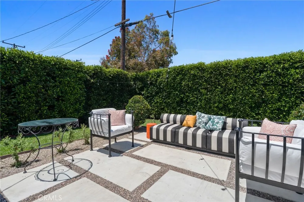 2135 Parsons Street Costa Mesa, CA 92627