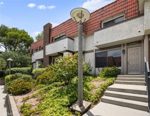 27932 Ridgebrook Court