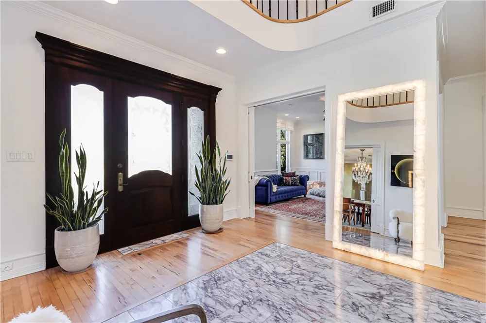 5001 Ocean Drive Corpus Christi, TX 78412