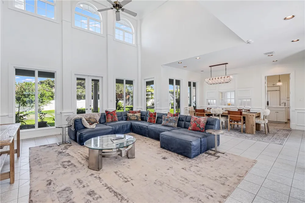 5001 Ocean Drive Corpus Christi, TX 78412