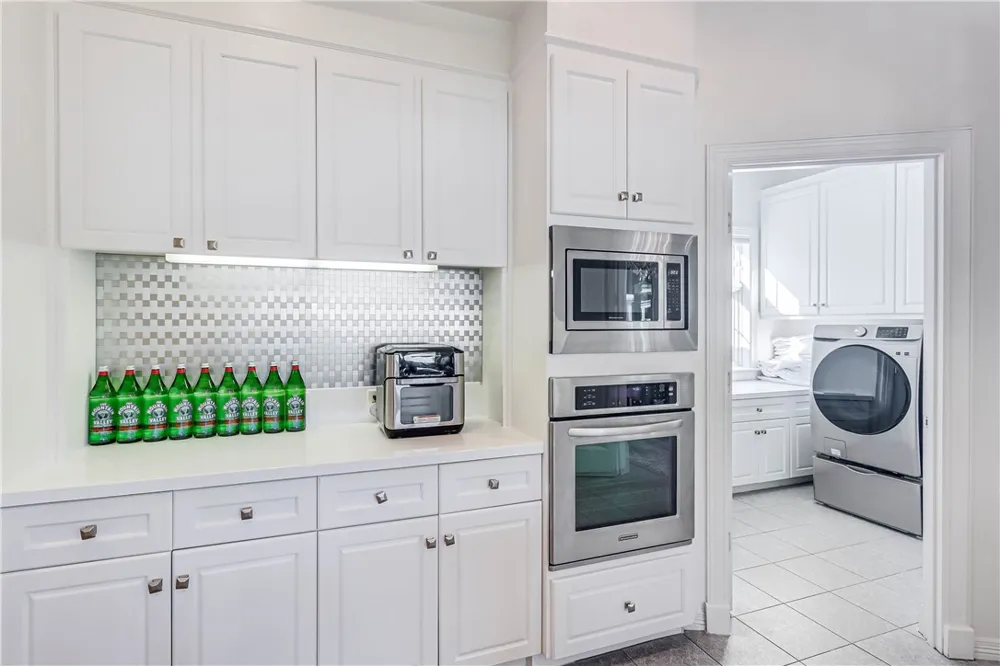 5001 Ocean Drive Corpus Christi, TX 78412