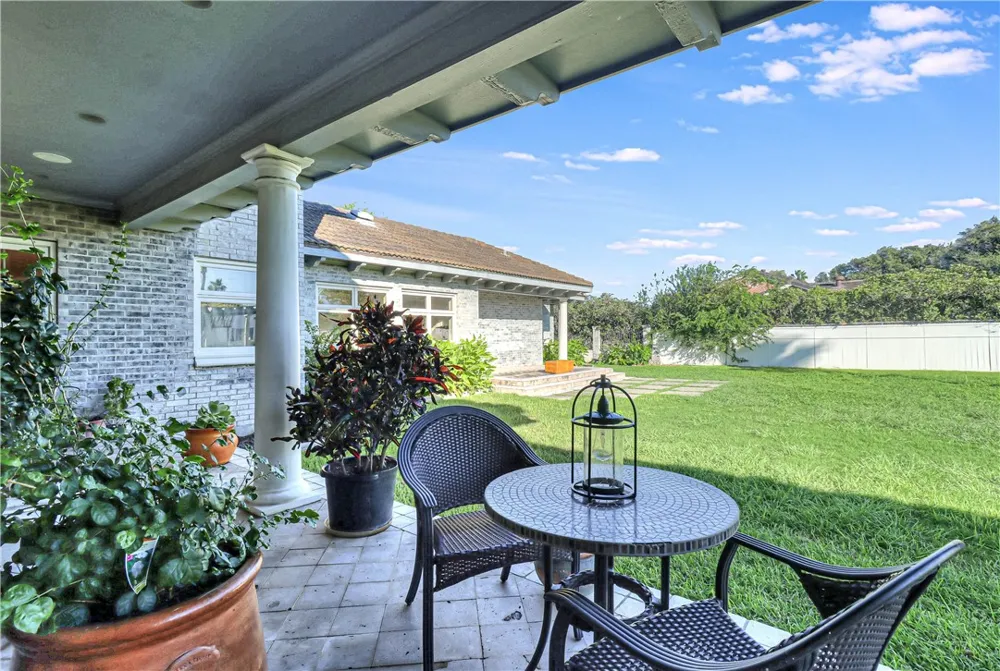 5001 Ocean Drive Corpus Christi, TX 78412