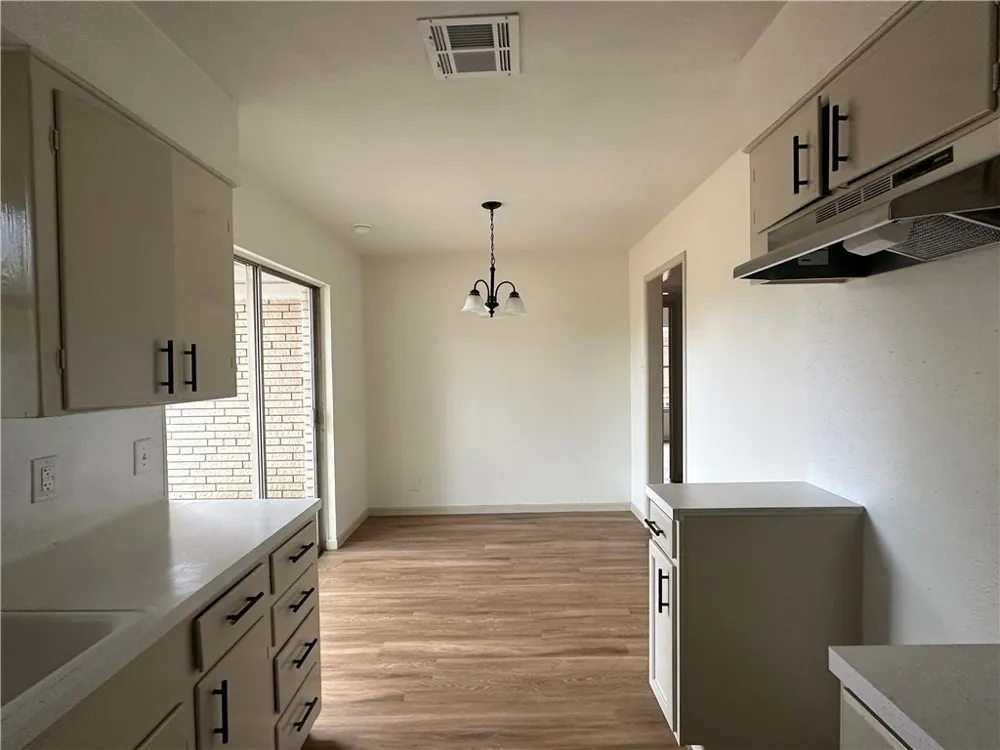 129 Janin Portland, TX 78374
