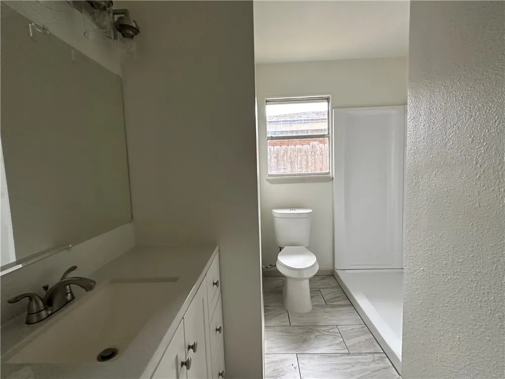 129 Janin Portland, TX 78374