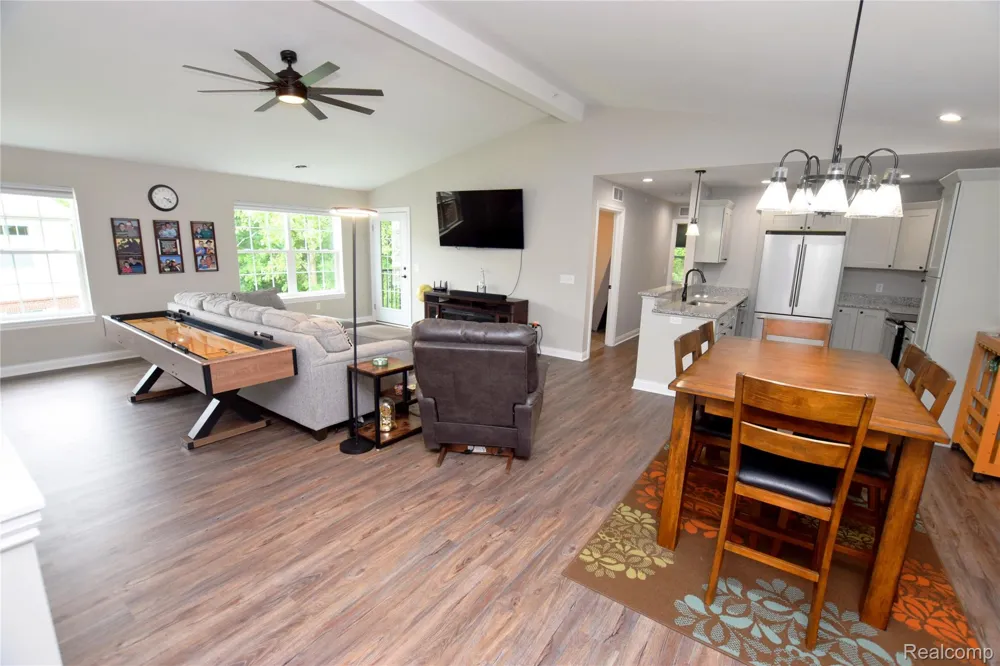 899 Watercress Lane Fenton City, MI 48430