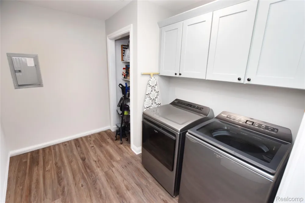 899 Watercress Lane Fenton City, MI 48430