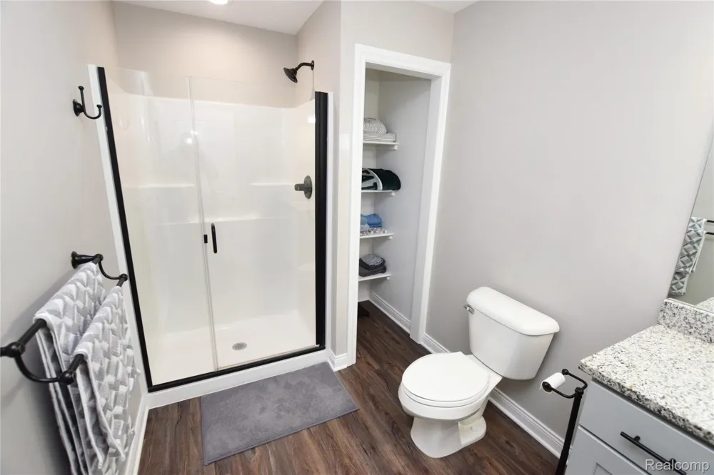 899 Watercress Lane Fenton City, MI 48430