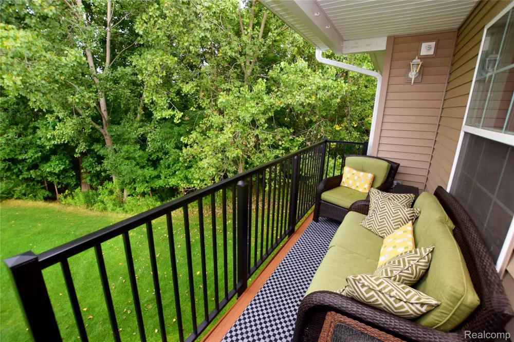 899 Watercress Lane Fenton City, MI 48430