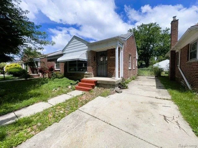 26474 Somerset Drive Inkster City, MI 48141