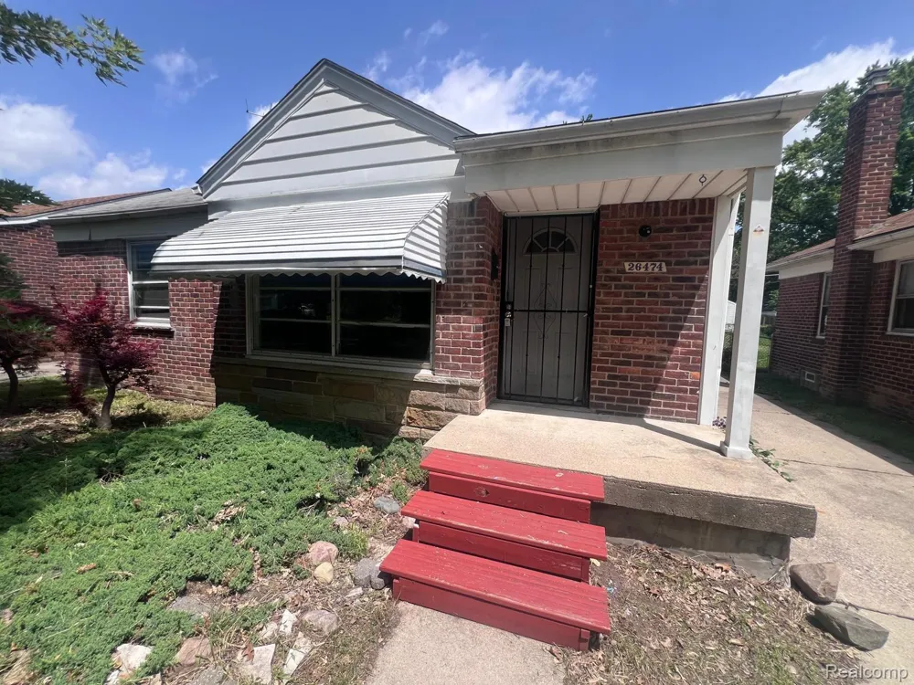 26474 Somerset Drive Inkster City, MI 48141