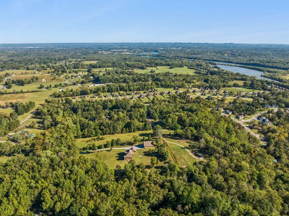 7025 Cairo Bend Rd Lebanon, TN 37087