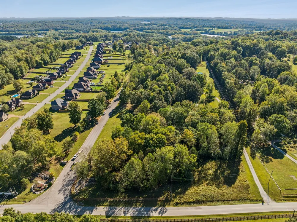 7025 Cairo Bend Rd Lebanon, TN 37087