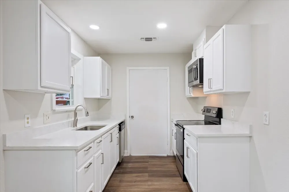 849 Arlington Drive Woodway, TX 76712