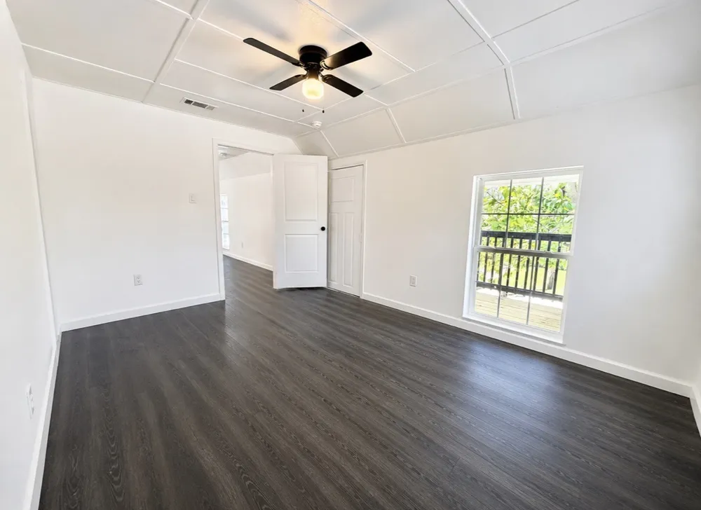 211 S Mabel Street Ferris, TX 75125
