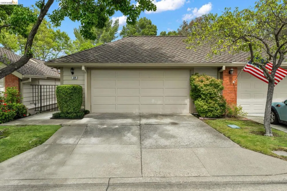 524 Silver Lake Dr Danville, CA 94526