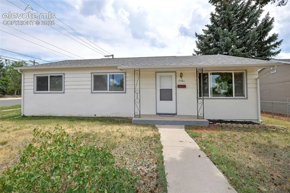 2581 E San Miguel Street Colorado Springs, CO 80909