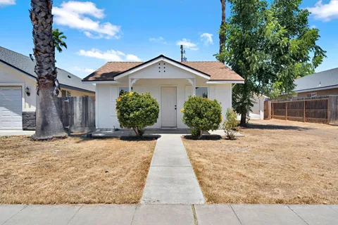 330 W Beechwood Avenue