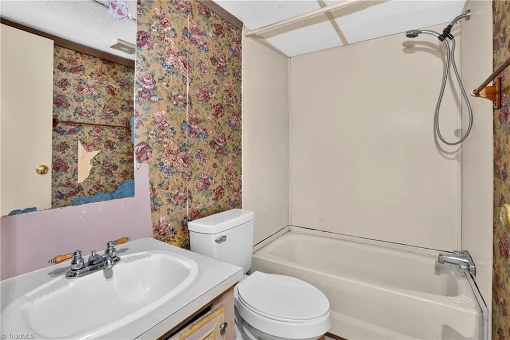 526 Kindley Road Thomasville, NC 27360