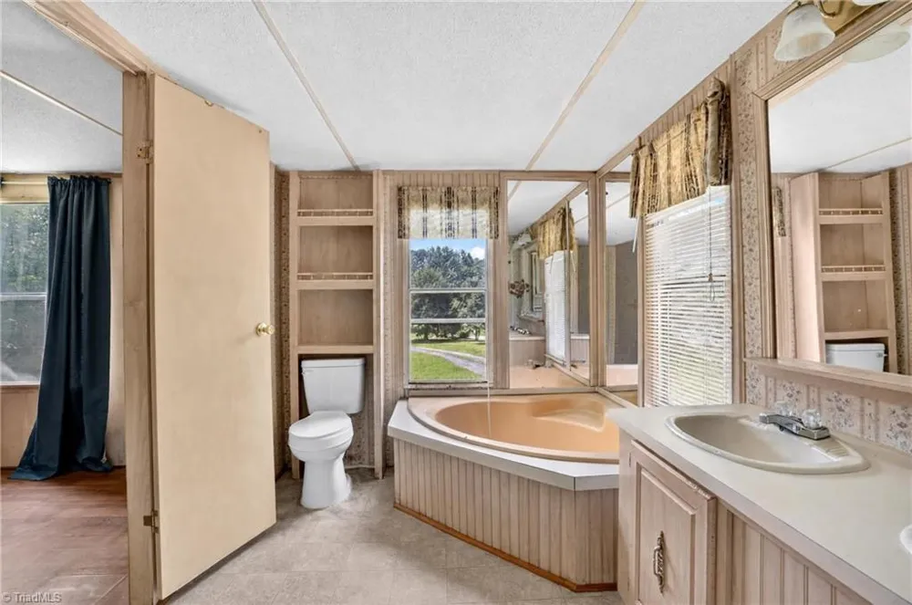526 Kindley Road Thomasville, NC 27360