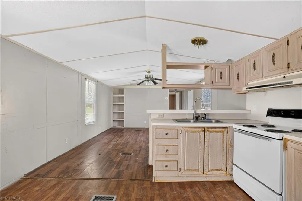526 Kindley Road Thomasville, NC 27360