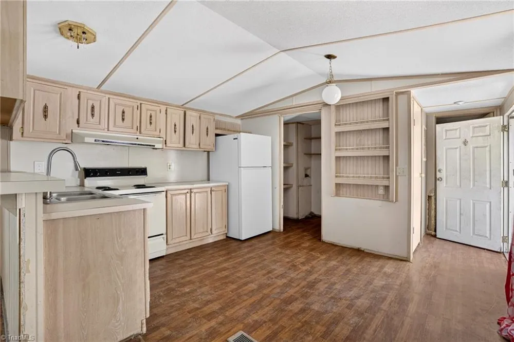 526 Kindley Road Thomasville, NC 27360