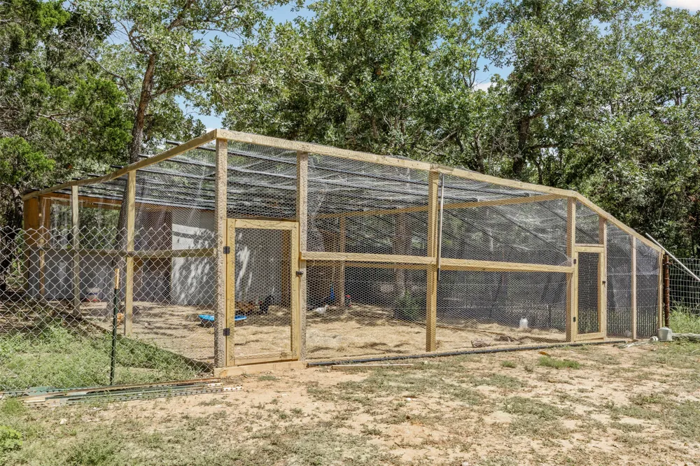 564 Boyd Road Red Rock, TX 78662