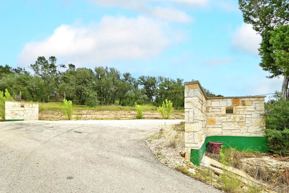 1026 Timmeron Trail Wimberley, TX 78676