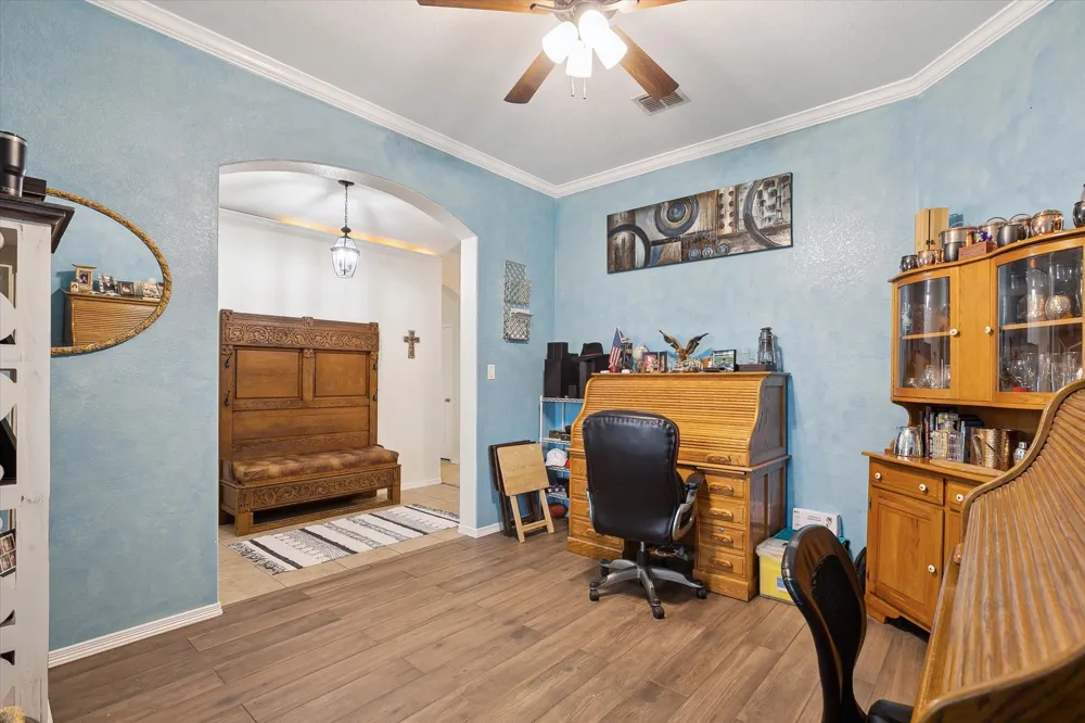 568 Willowview Drive Saginaw, TX 76179